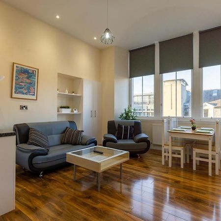 New 2 Bed Apartment With Stunning Views Of Arthur Seat Mountain EDI Eksteriør bilde