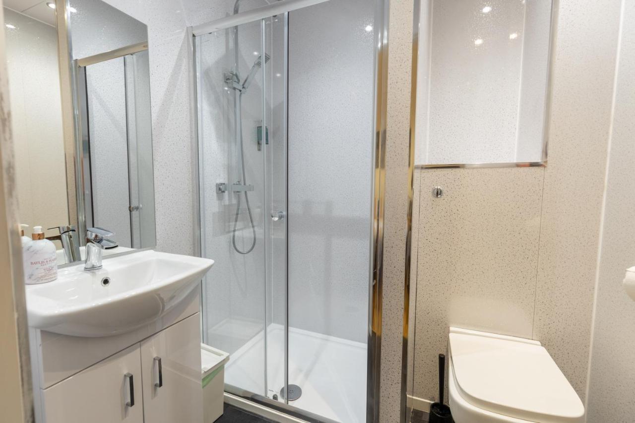 New 2 Bed Apartment With Stunning Views Of Arthur Seat Mountain EDI Eksteriør bilde