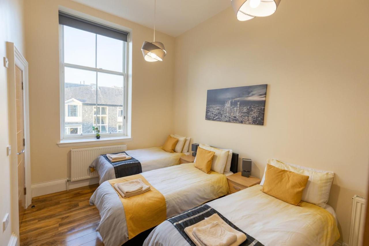 New 2 Bed Apartment With Stunning Views Of Arthur Seat Mountain EDI Eksteriør bilde