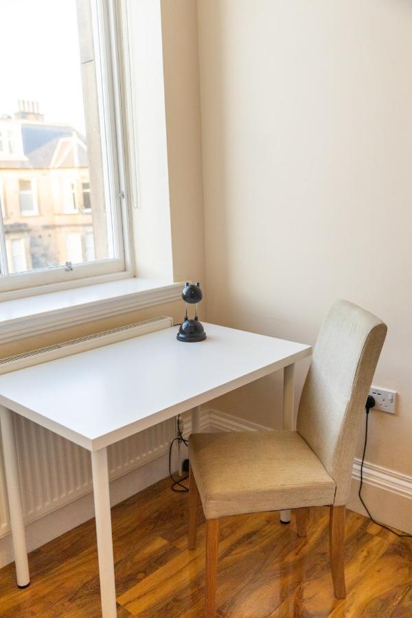 New 2 Bed Apartment With Stunning Views Of Arthur Seat Mountain EDI Eksteriør bilde